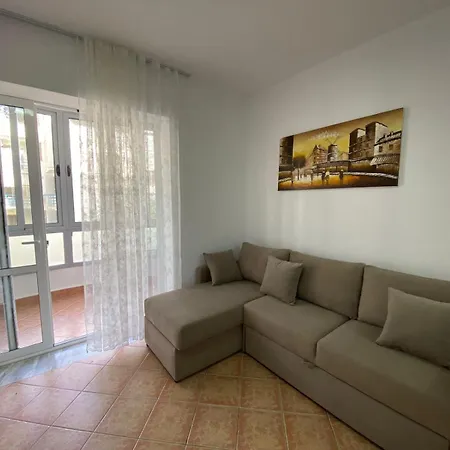 Sea Breeze Retreat Apartment